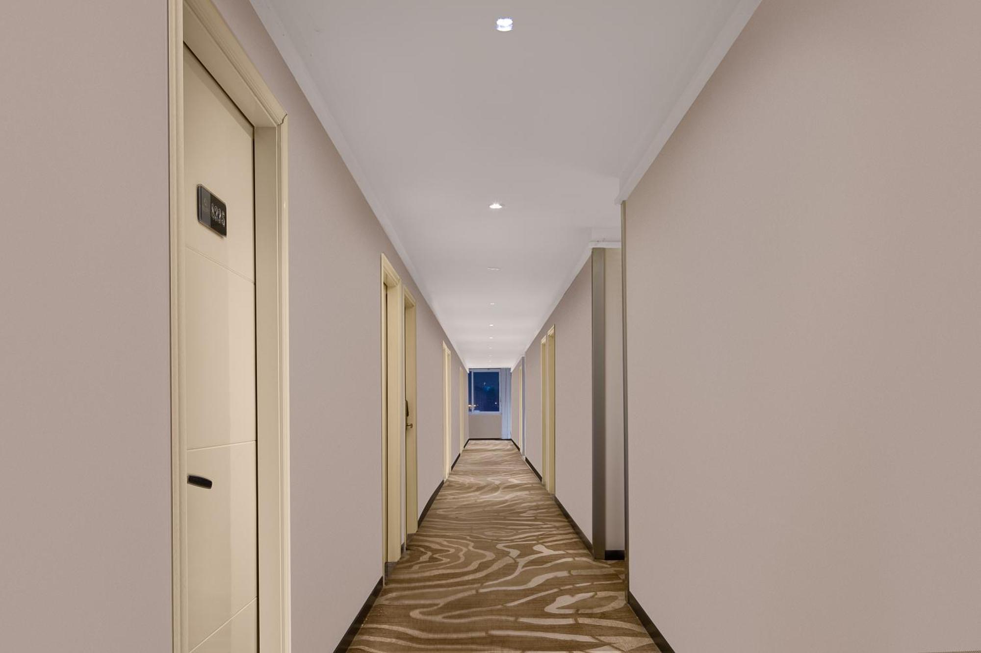 Kaiserdom Hotel Baiyun Airport-24-Hour Airport-Free Shuttle Bus Kanton Zewnętrze zdjęcie
